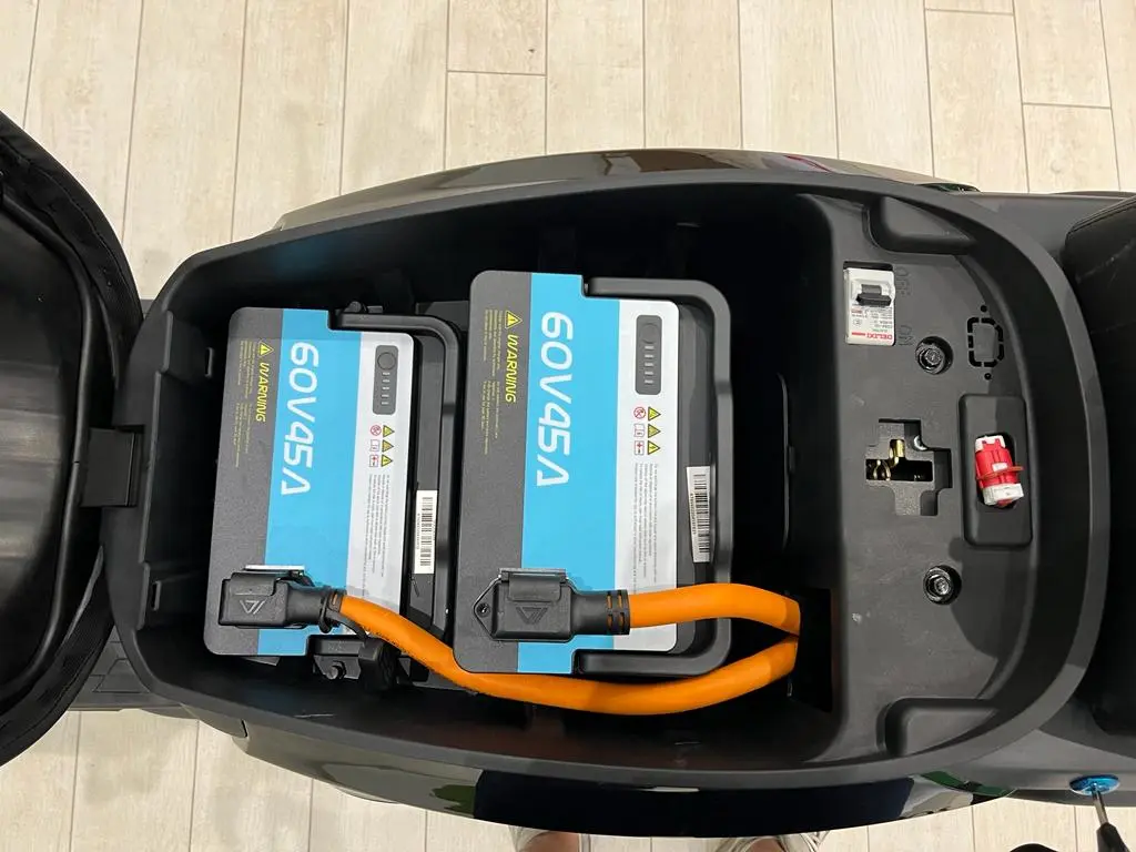 VMOTO CPx 2 Batterie usato - immagine 3